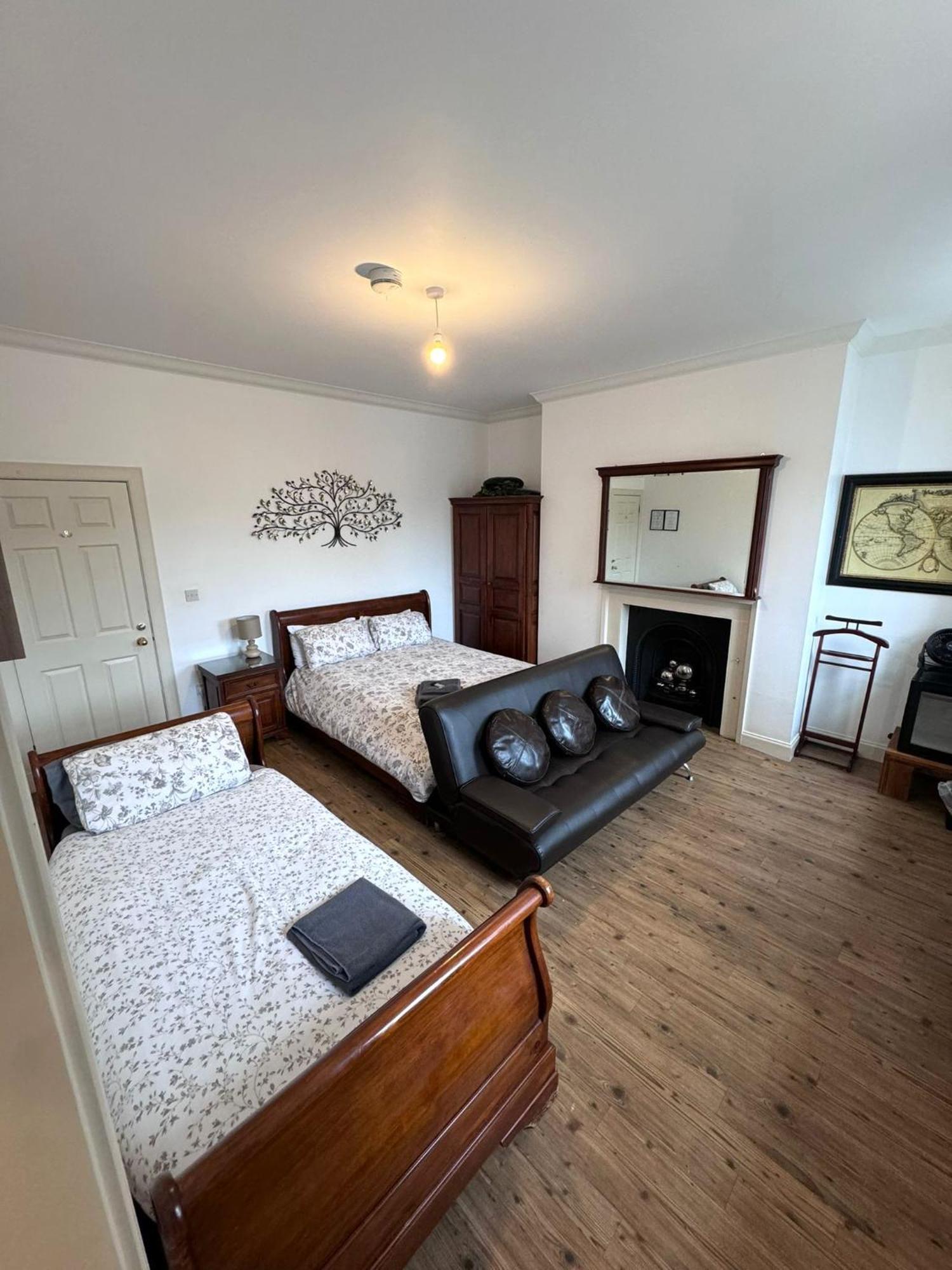 Parade School Guest Rooms Berwick Upon Tweed Eksteriør billede