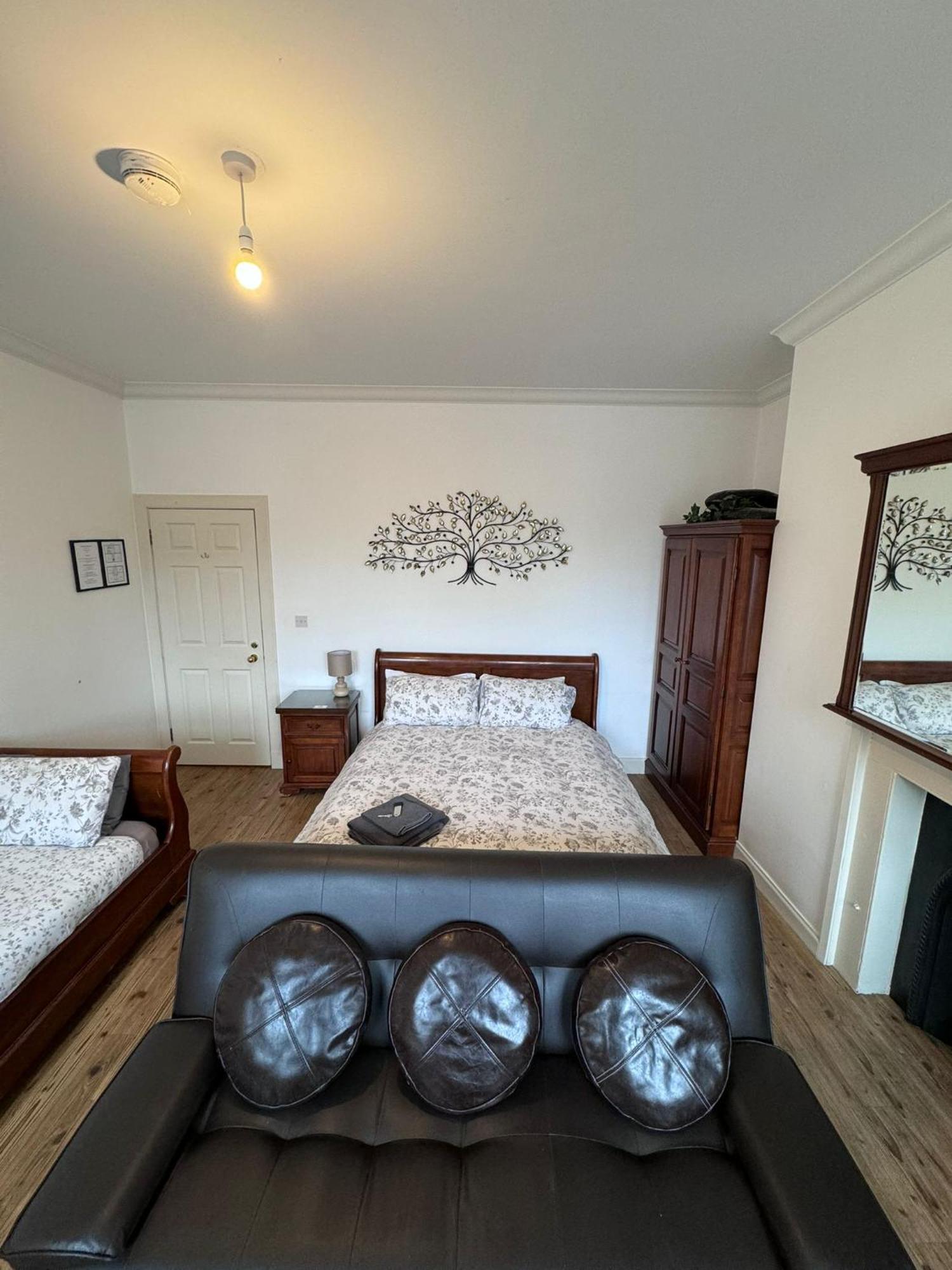 Parade School Guest Rooms Berwick Upon Tweed Eksteriør billede
